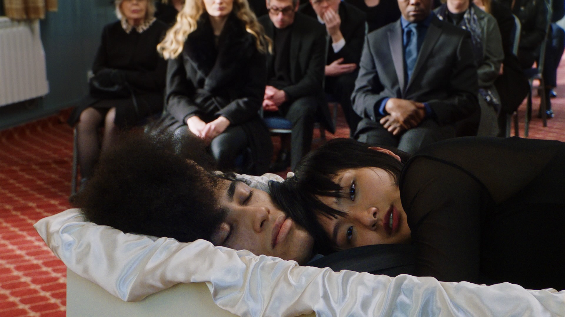 Lionel Goldstein met zwart randje voor Lynx