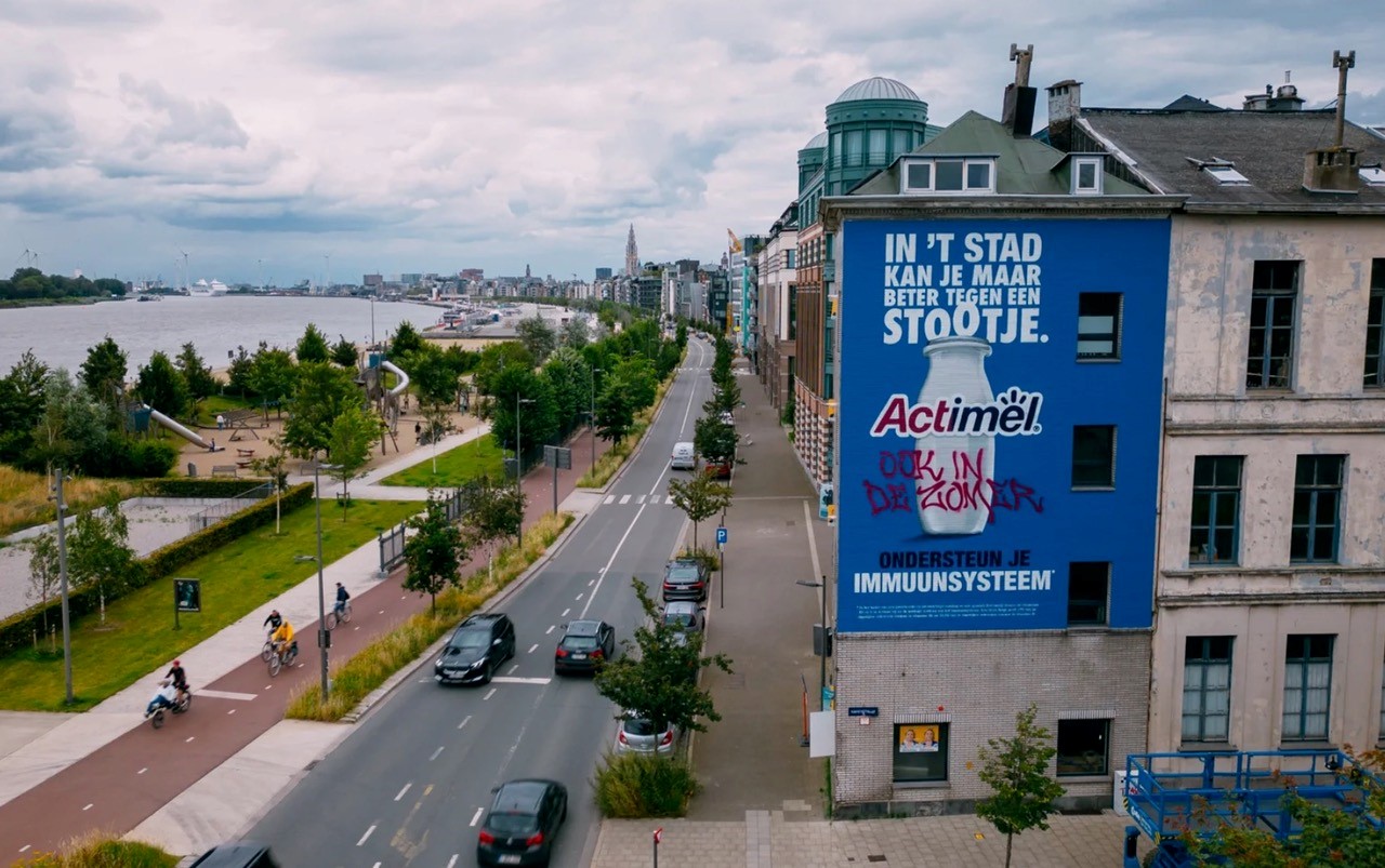 Actimel blijft op post in de zomer